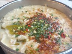 -德林酸菜鱼火锅(南丹店)