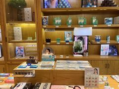 -宝丽眼镜(湖墅店)