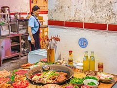 -四小区火锅·巷子里的重庆火锅(花照壁店)