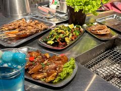 -马路牙子烧烤音乐酒馆(望京店)