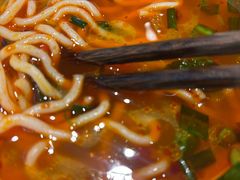 -粉八·云南米线·建水烧烤(常熟路店)