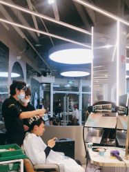 -PE SALON 
