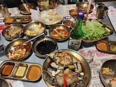 -草家酱蟹炭火烤肉店(珲春南路二店)