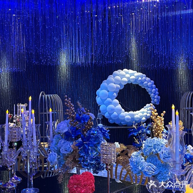 梦幻水晶球🔮内就餐是什么体验❓