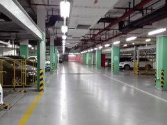 场地-上海喜玛拉雅酒店-停车场