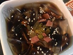 -椒点传统串串香