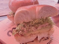 -Catch Bagel(芳草地店)