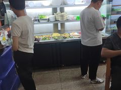 -日新铁锅焖面(坝上店)
