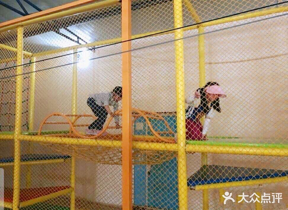 亿起玩绿色生活社区~和宝宝一起玩[亲亲]