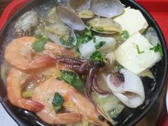 -万和春排骨砂锅米饭(湖北路店)