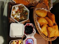 -巴特餐饮6加1音乐餐吧·新疆菜