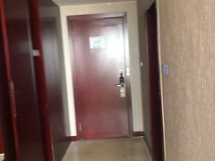 -库车国际酒店(火车站东湖公园店)