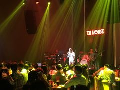 -TZ House音乐现场(来福士中心店)