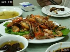 油爆蝦-春餐厅