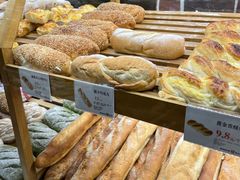 -BROAD面包路·欧式面包(龙湖时代C馆店)