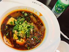 -成都你六姐·牛肉冒菜(城市集市合生汇店)