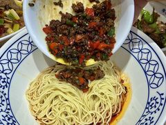 -李与白包子铺(桐梓林店)