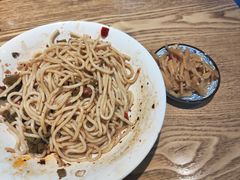 -牛八宝桂林米粉(八里庄店)