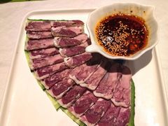 -艾尼巴億餐厅 Aini Bayi Restaurant(曲阳路店)