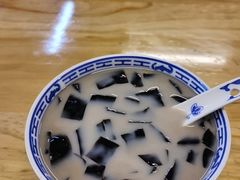 -丽丽三鲜螺蛳粉(田林路店)