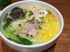 过桥米钱-云海肴·汽锅鸡·云南代表菜(天山百盛优客店)