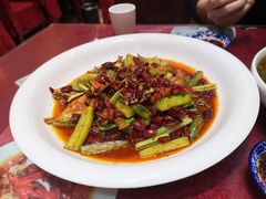 干锅耗儿鱼-易老妈蹄花.特色川菜(人民公园总店)
