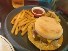 -Famous肥猫墨西哥音乐餐吧(五棵松华熙LIVE店)