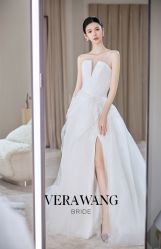 -Renee芮亦婚纱