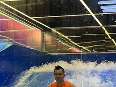 -INLANG饮浪室内冲浪(苏河湾万象天地店)
