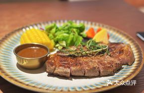 200-Day Grain-Fed Sirloin Steak