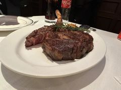 -Wolfgang’s Steakhouse 沃夫冈牛排馆(上海白玉兰广场店)