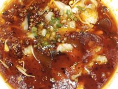 -渝是乎酸菜鱼(龙旗购物中心店)