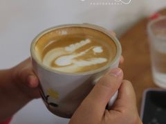 拿铁咖啡-本無咖啡·BeanWood Coffee