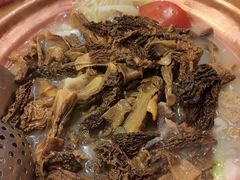 -阿婆情腊排骨火锅(金虹路店)