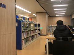 -杭州滨江区图书馆科技分馆