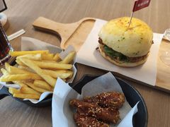 -必胜客(磁器口店)