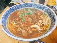 -沪西老弄堂面馆(定西路店)