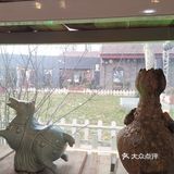 一家名头比菜品好，菜品比环境好的店