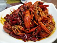 -扒虾小妹儿麻辣海鲜(宏图街店)