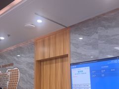 -上海仁爱医院口腔科 · 种植