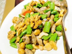 果仁炒鱼米-凤凰楼酒家·粤宴点心(华强北店)