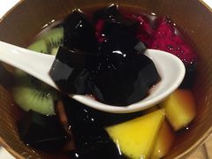 鲜果烧仙草-炖物24章·顺时轻养茶(杭州大厦店)