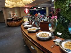 自助取餐区-聚春园自助餐厅(东街口店)