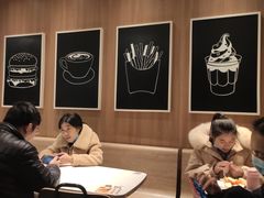 -麦当劳(秣陵路店)