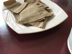 -溢心园香河肉饼总店