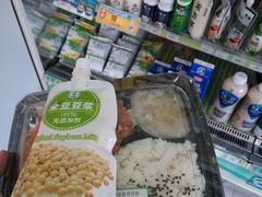 豆浆和便当-全家便利店(梅园路店)