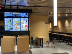 -麦当劳(国际社区店)