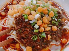 -沉香牛肉面