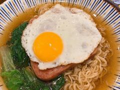 火腿煎蛋公仔面-龙记香港茶餐厅(久光百货店)