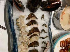 -红鼎豆捞·非遗鲍皇汤火锅(宝丰路店)